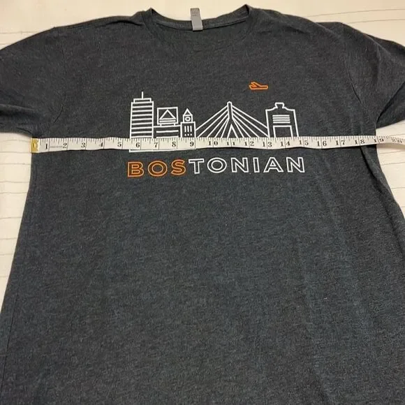 NWOT Bostonian T-Shirt - Picture 2 of 4